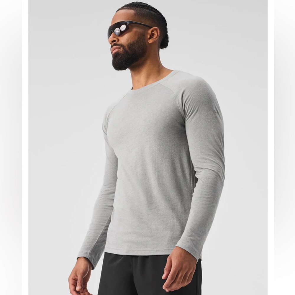 ALO Yoga Shirt